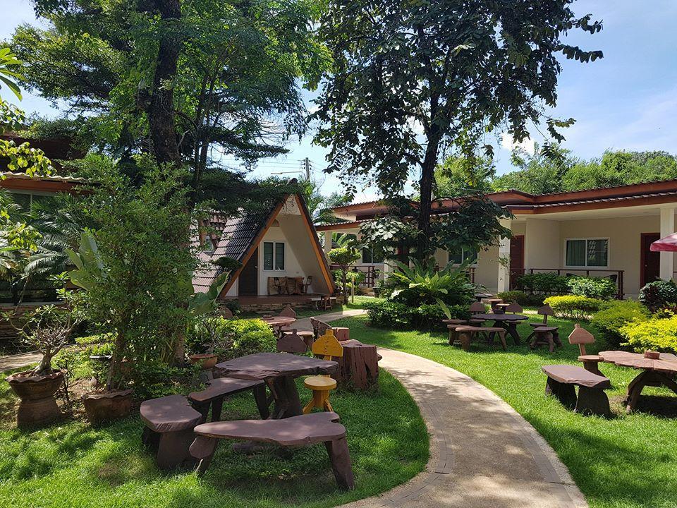 The Park Nangrong Resort Bagian luar foto